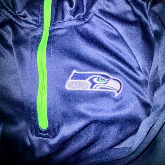 Seattle Seahawks Youth Medium Pullover Sweater Navy Green NFL 1/4 Zip Unisex - Picture 9 of 12